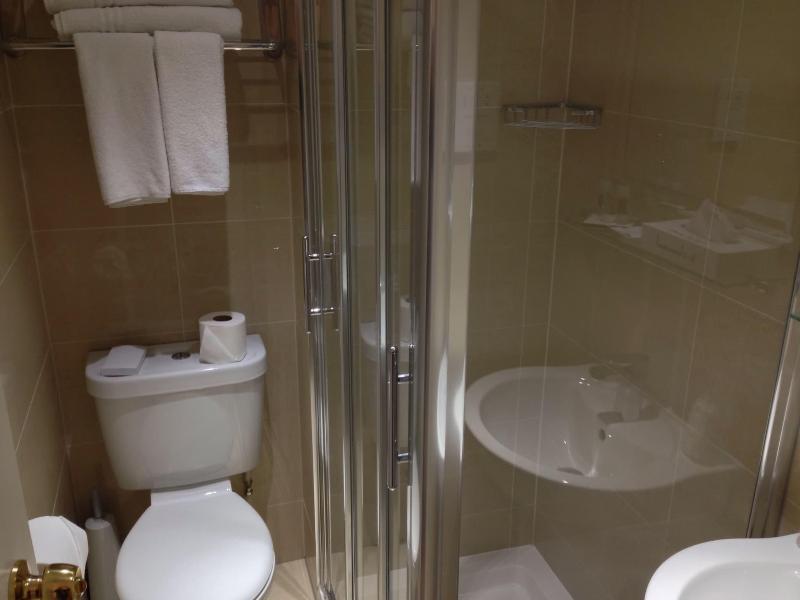 Phoenix Hotel - Oda
