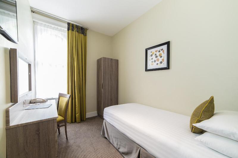 Phoenix Hotel - Oda