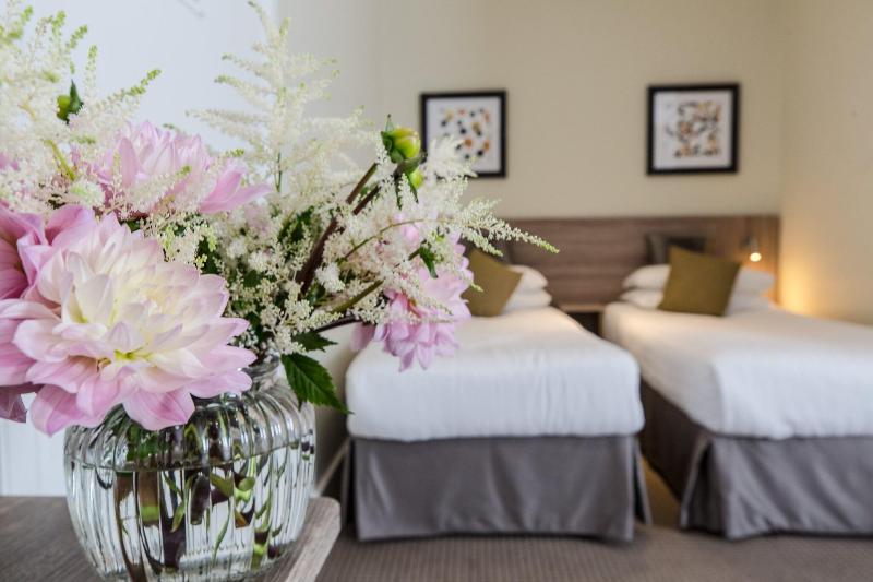 Phoenix Hotel - Oda