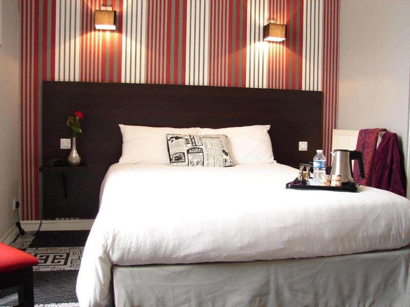 Hotel Le Charleston - Oda