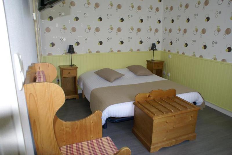 Logis Hotel le Vedaquais - Lobi