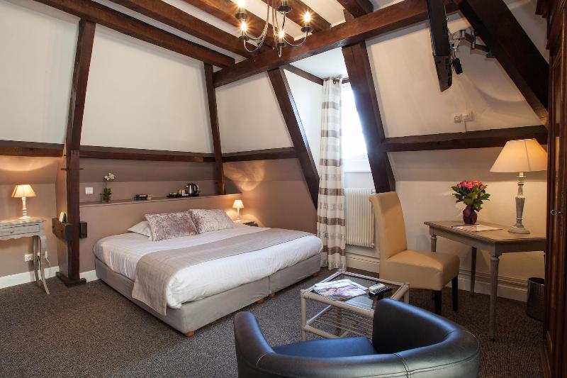 Hotel La Hoirie - Oda