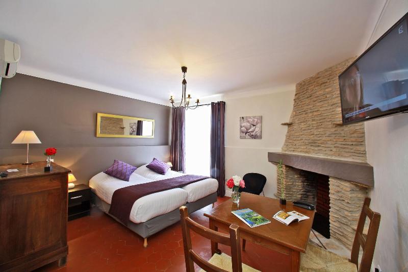 Hotel La Hoirie - Oda