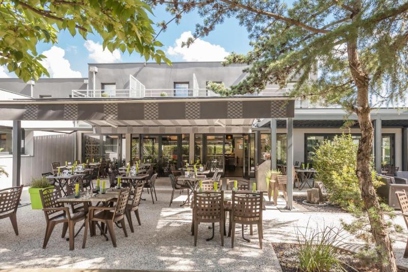 Hotel Au Comte D'Ornon - Teras