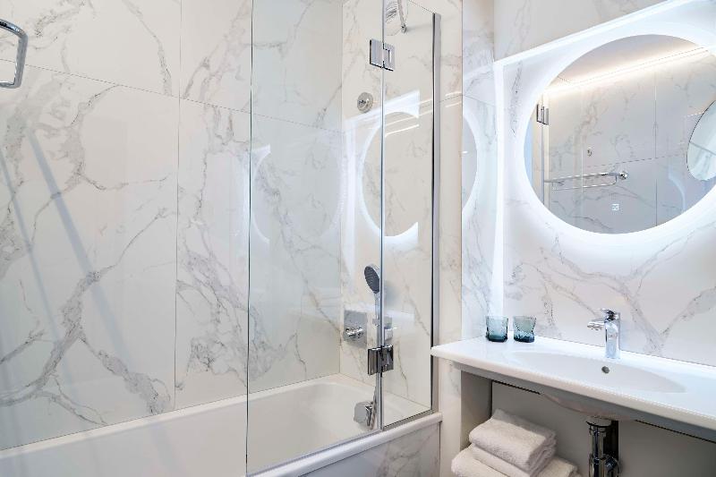 Best Western Premier Hotel des Vignes et des Anges - Oda