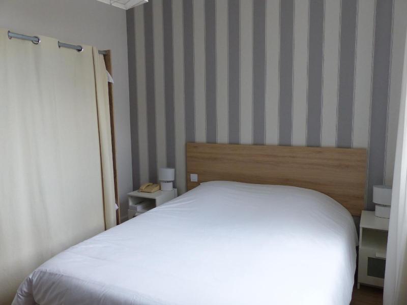 Hotel Au Colombier Du Touron - Oda
