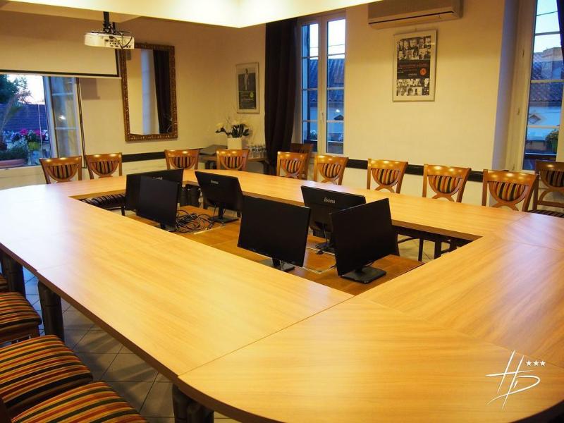 L'Hostellerie Des Ducs - Toplantı