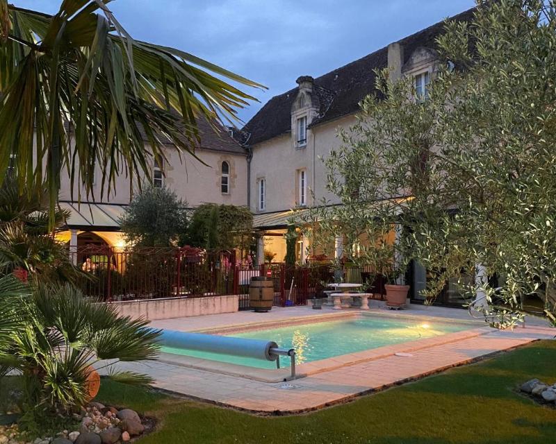 L'Hostellerie Des Ducs - Havuz