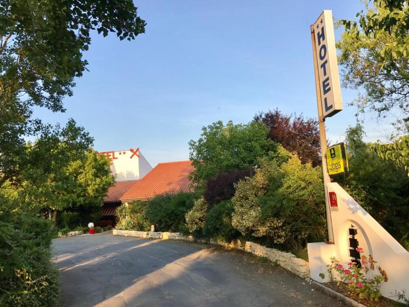 Logis Hotel La Belle Poule - Genel