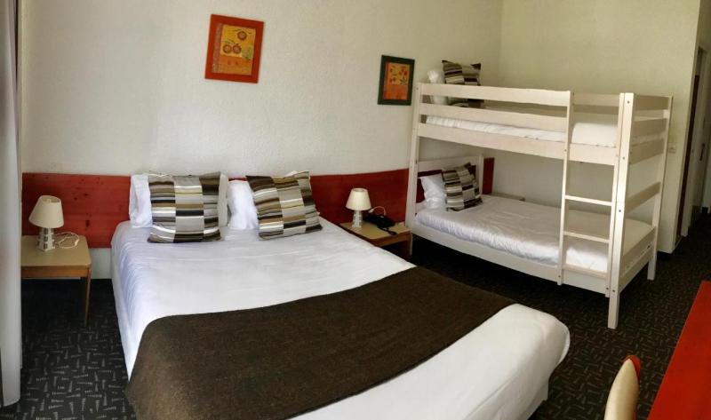 Logis Hotel La Belle Poule - Oda