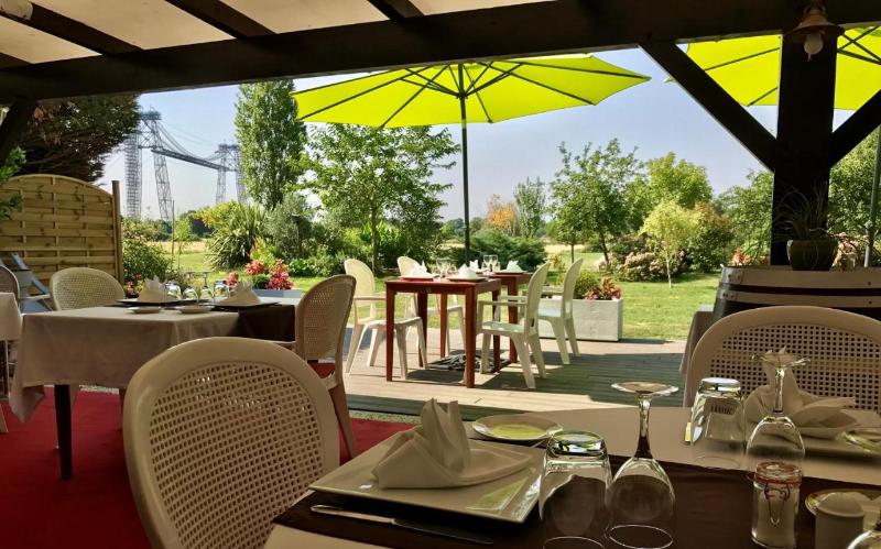 Logis Hotel La Belle Poule - Restoran