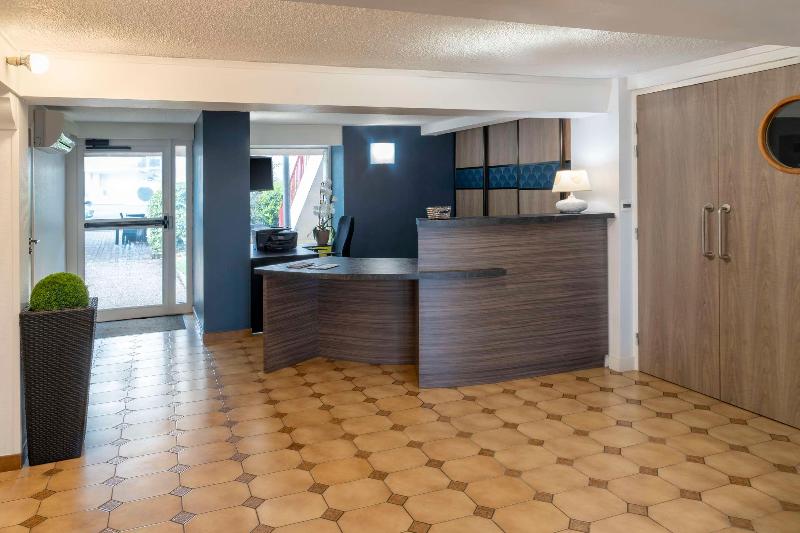 Sure Hotel by Best Western Saintes - Lobi