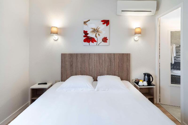 Sure Hotel by Best Western Saintes - Oda