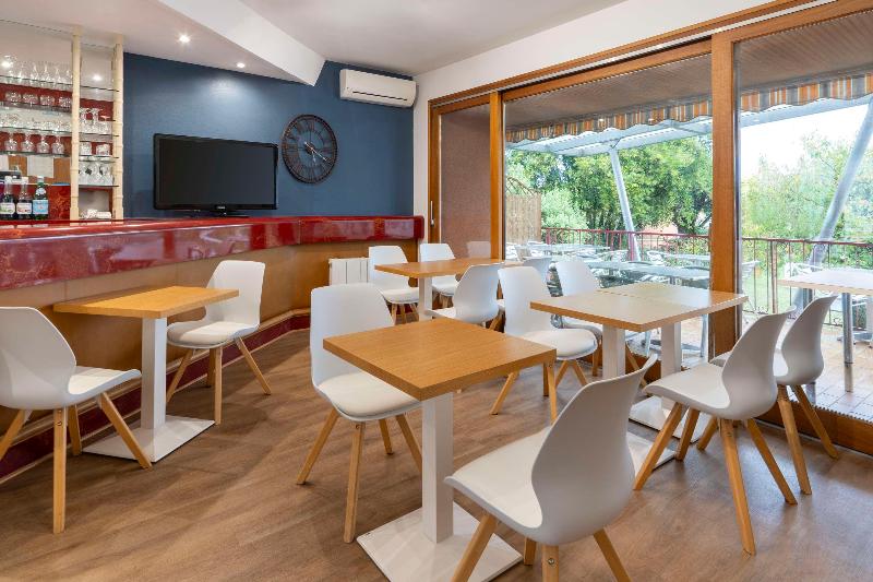Sure Hotel by Best Western Saintes - Restoran