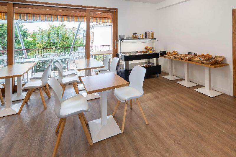Sure Hotel by Best Western Saintes - Restoran