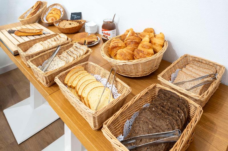 Sure Hotel by Best Western Saintes - Restoran