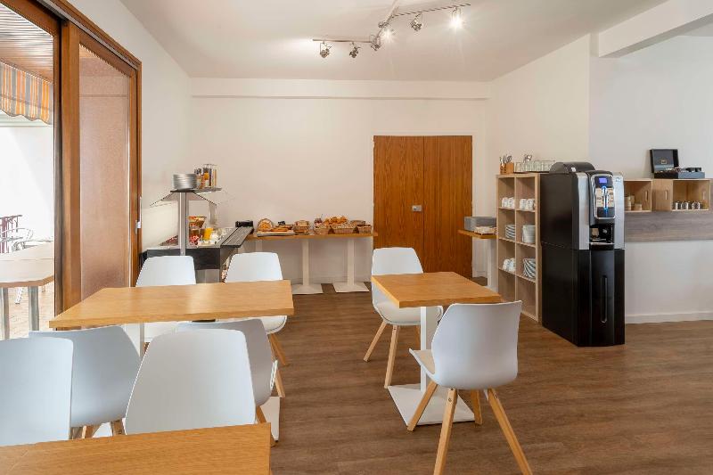 Sure Hotel by Best Western Saintes - Restoran