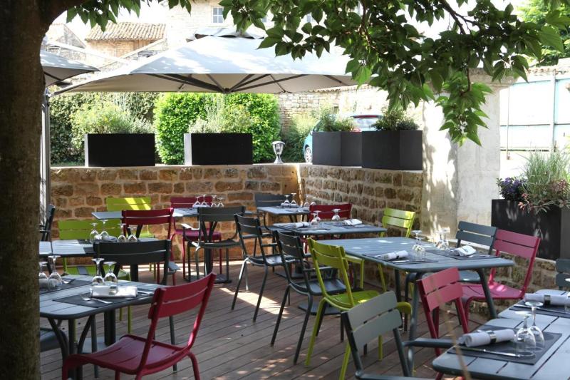 Logis Hostellerie de l'Abbaye - Lobi