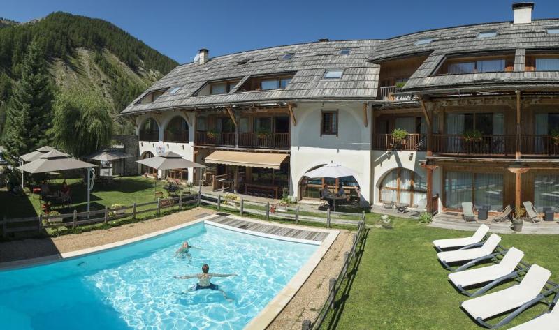 Hotel La Ferme De L'Izoard - Genel