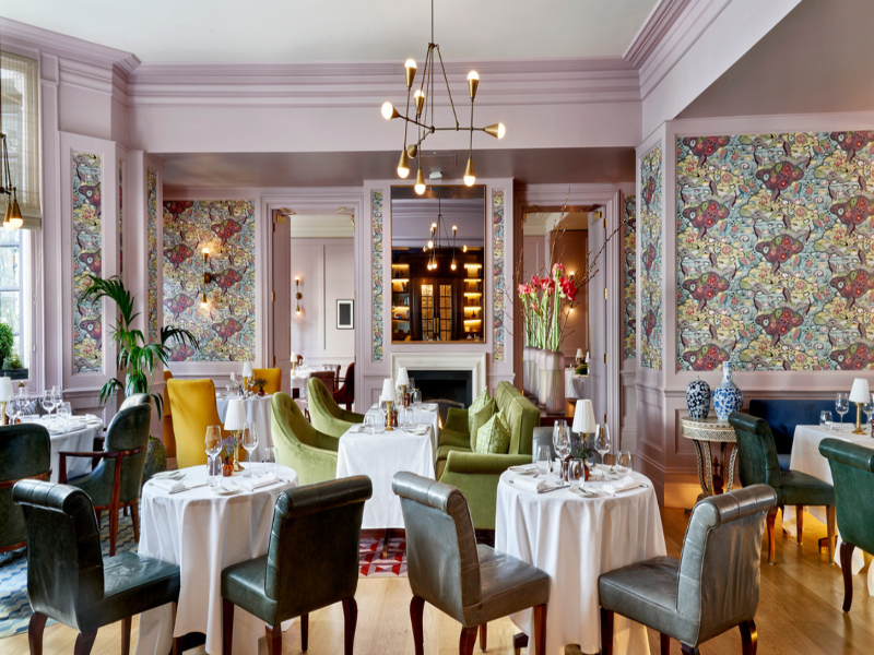 The Kensington Hotel - Genel