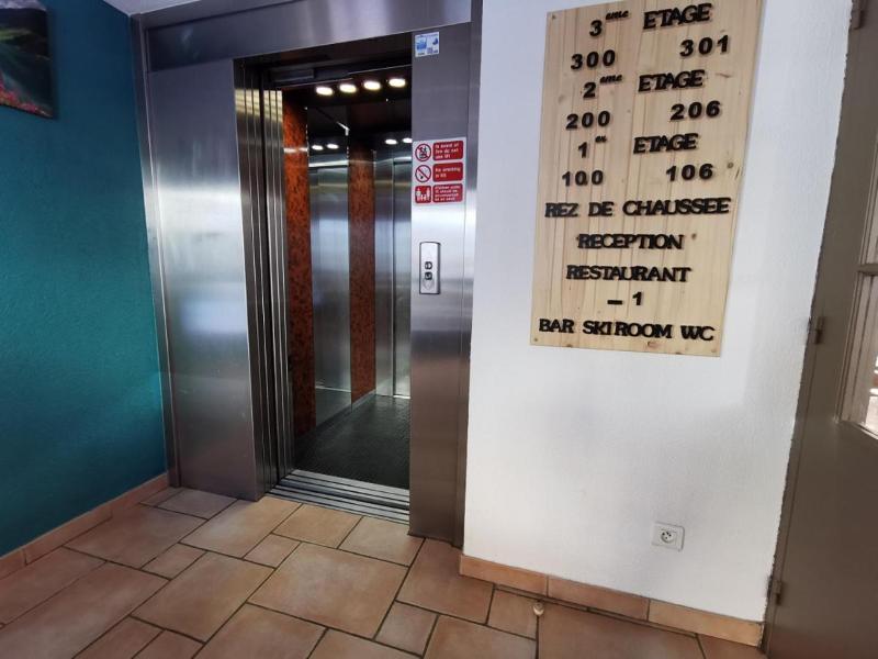 Hotel Les Bruyeres - Lobi