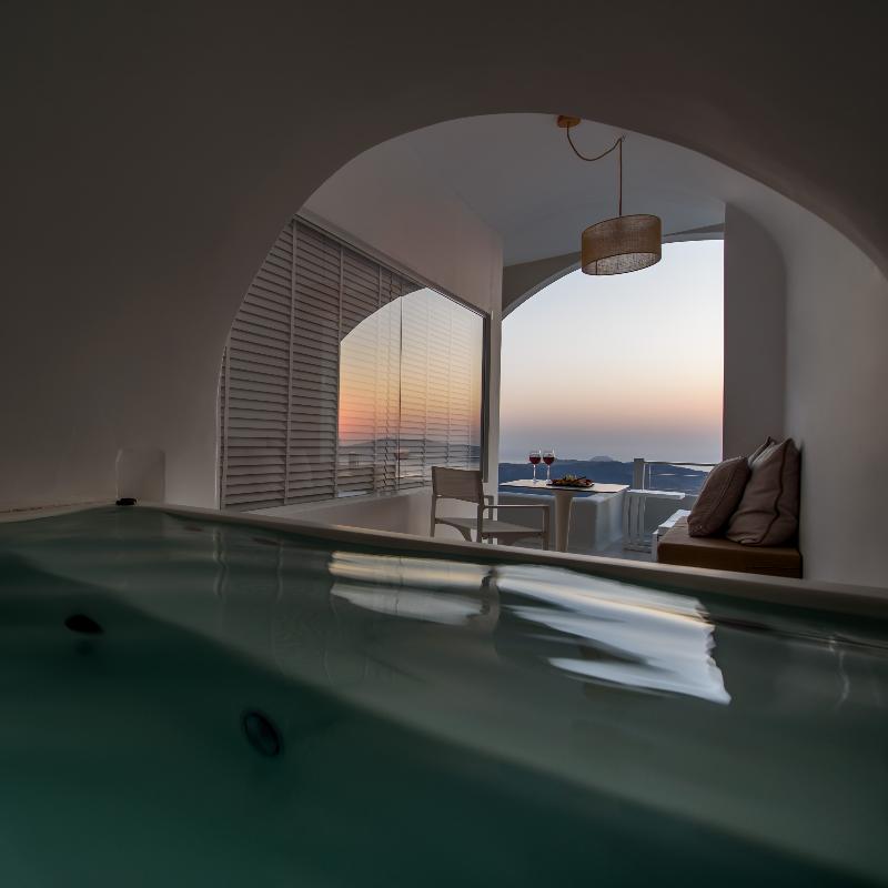 Nefeles Luxury Suites - Oda