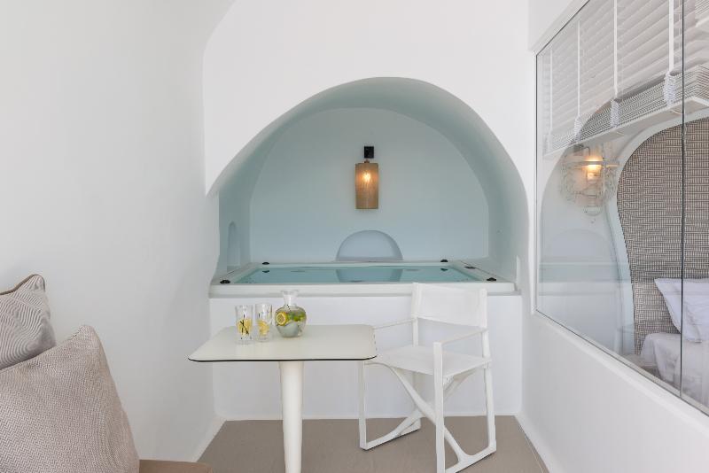 Nefeles Luxury Suites - Oda
