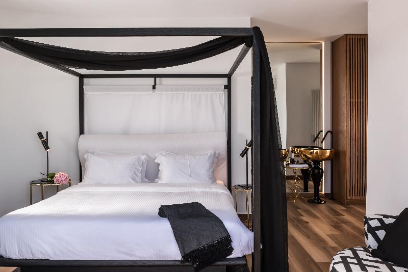 Nefeles Luxury Suites - Oda
