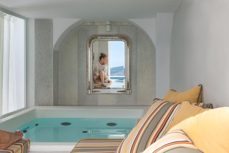 Nefeles Luxury Suites - Oda