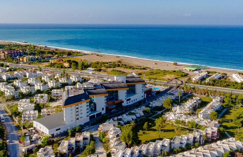 Throne Beach Resort & SPA - Genel