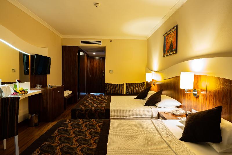 Throne Beach Resort & SPA - Oda