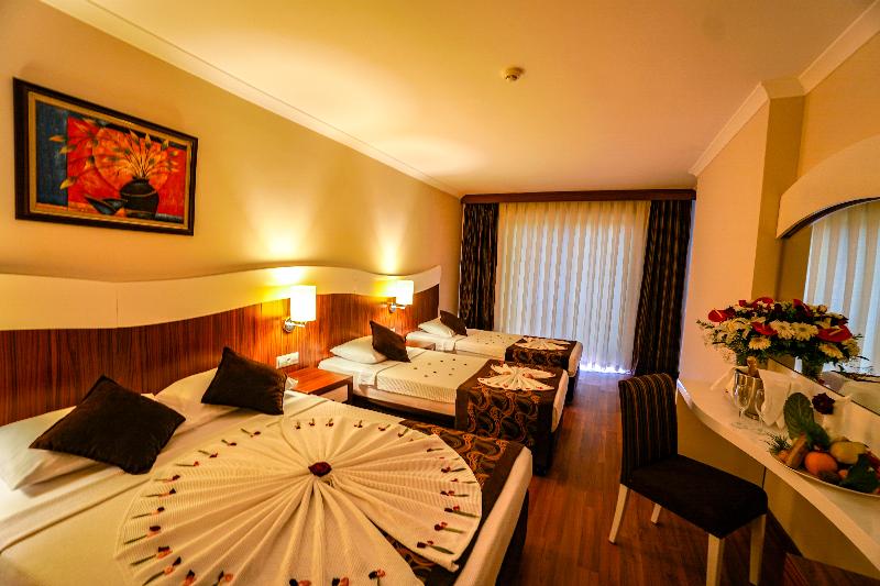 Throne Beach Resort & SPA - Oda
