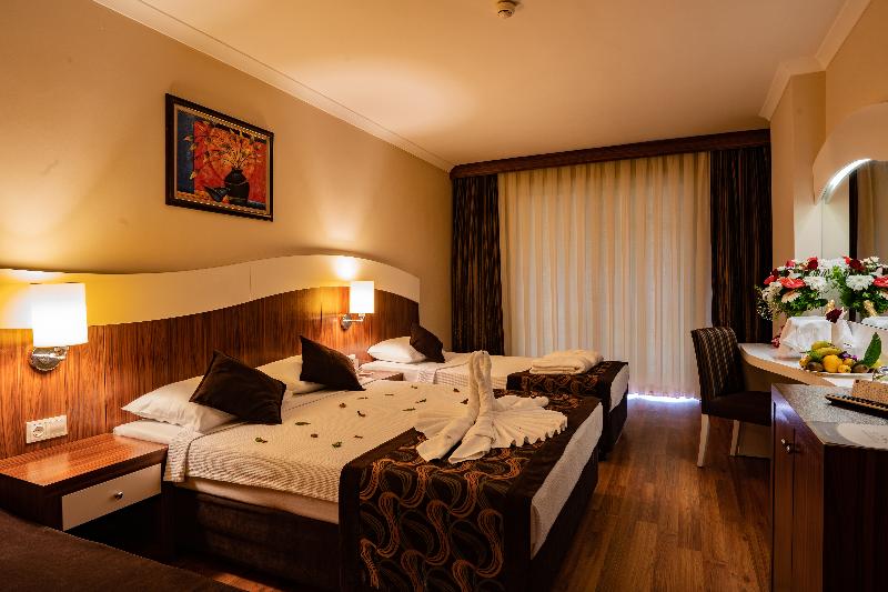 Throne Beach Resort & SPA - Oda
