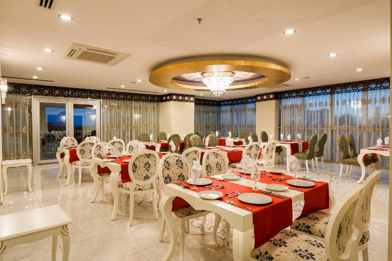 Throne Beach Resort & SPA - Restoran