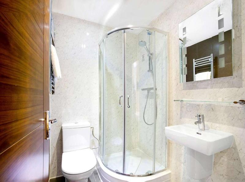 Queens Park Premier London Hyde Park Hotel - Oda