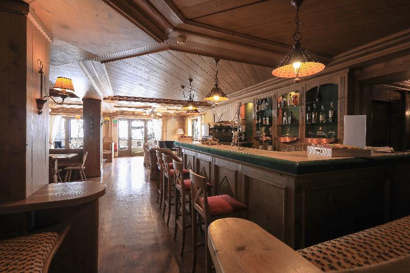 Swadeshi Hotel Perla - Bar