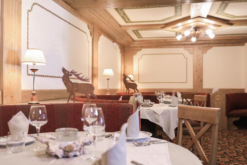 Swadeshi Hotel Perla - Restoran