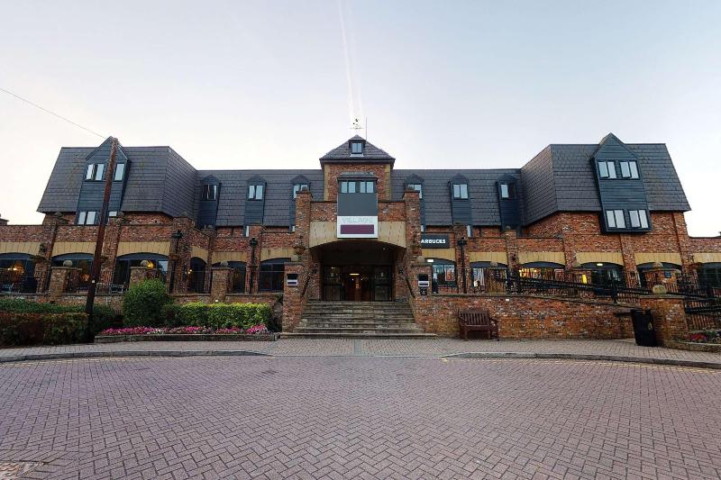 Village Hotel Blackpool - Genel