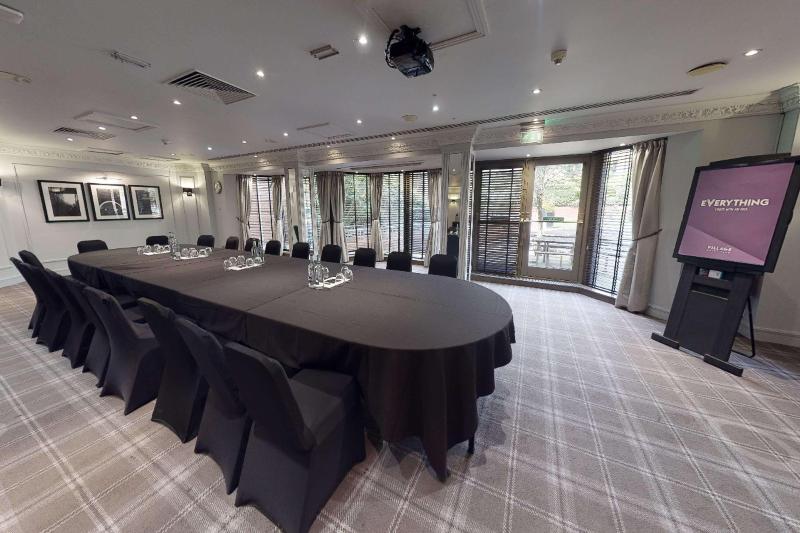 Village Hotel Swindon - Toplantı
