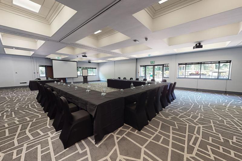Village Hotel Leeds North - Toplantı