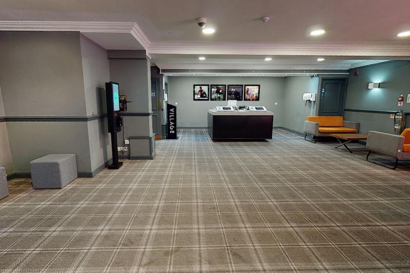 Village Hotel Liverpool - Lobi
