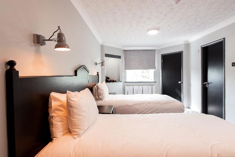 Village Hotel Liverpool - Oda