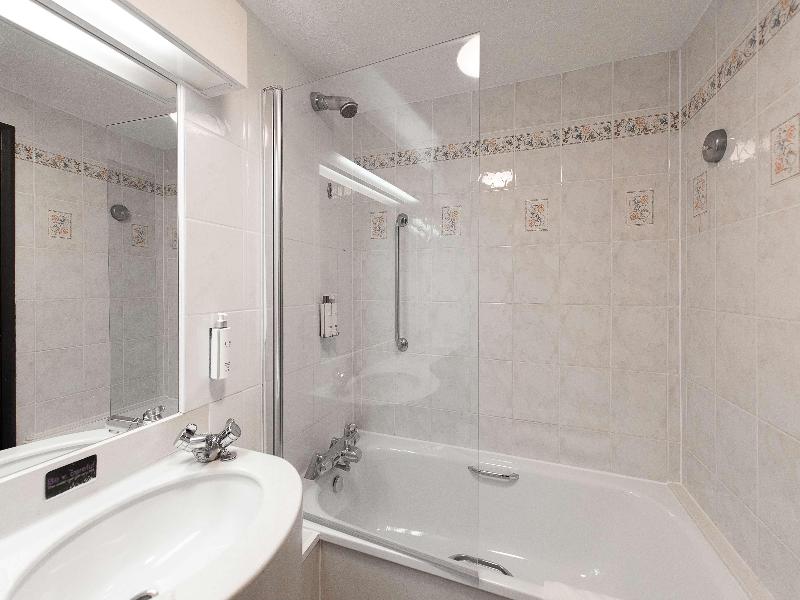 Village Hotel Liverpool - Oda