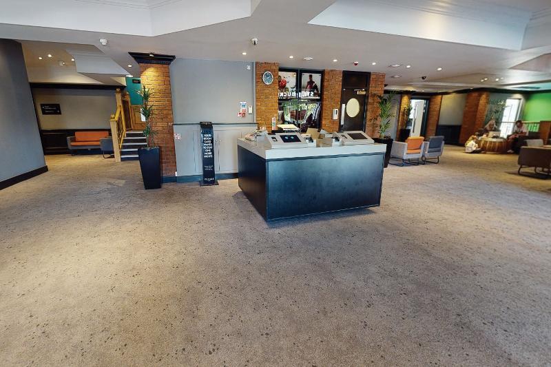 Village Hotel Nottingham - Lobi