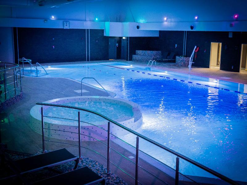 Village Hotel Cardiff - Genel