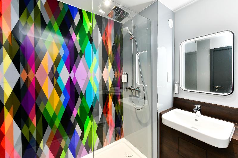 Village Hotel Cardiff - Oda