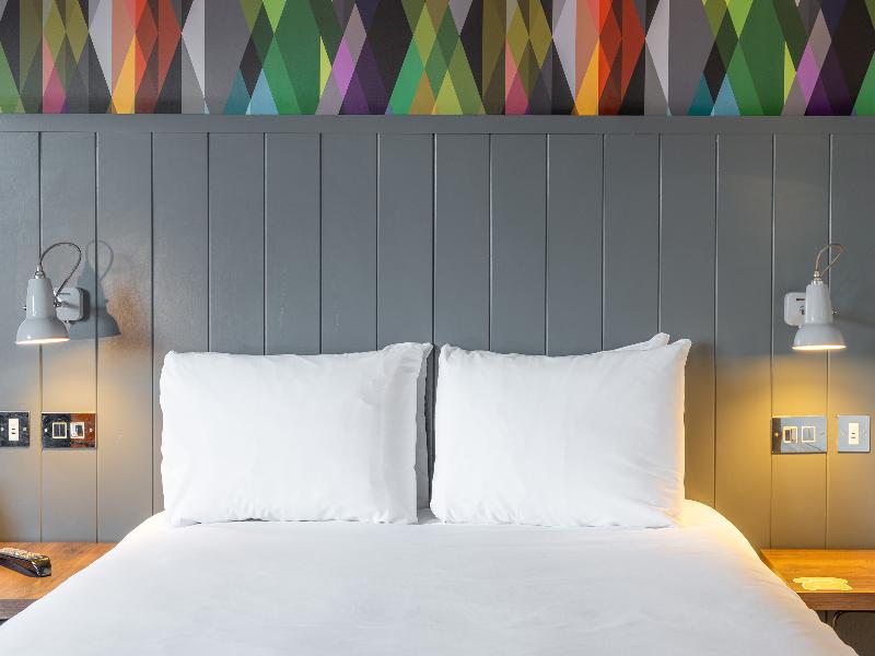 Village Hotel Cardiff - Oda