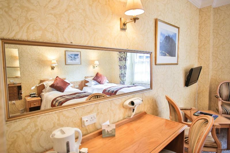 The Royal Oak Hotel - Oda