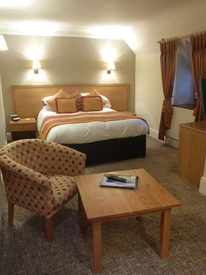 The Royal Oak Hotel - Oda