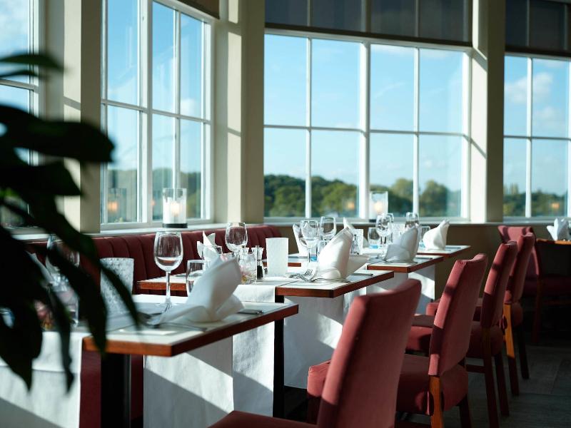 Carden Park Hotel, Golf Resort and Spa - Restoran